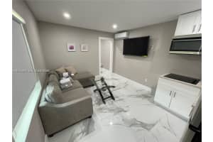 4910 Sw 28th Ter 3 Dania Beach, FL 33312 - MLS#A11975494