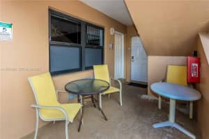 302 New Hampshire St 3ab Hollywood, FL 33019 - MLS#A11975499