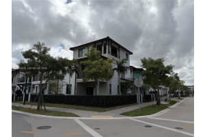 8304 NW 49th St, Doral, FL 33166, - MLS#A11975508