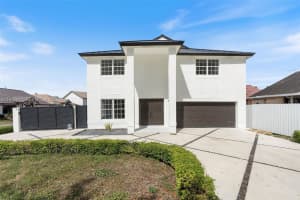 7945 Nw 187th Ln Hialeah, FL 33015 - MLS#A11975521