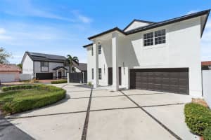 7945 Nw 187th Ln Hialeah, FL 33015 - MLS#A11975521