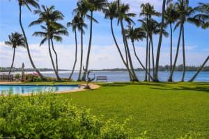 6 Riverview Rd Jupiter, FL 33455 - MLS#A11975546