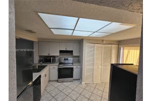 8837 Nw 48th St Sunrise, FL 33351 - MLS#A11975557