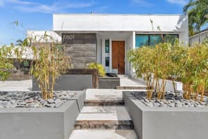 19801 Ne 23rd Ave Miami, FL 33180 - MLS#A11975560