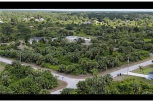 327 Lancelot Ave Lehigh Acres, FL 33974 - MLS#A11975564