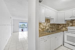 2775 Taft St 301 Hollywood, FL 33020 - MLS#A11975596