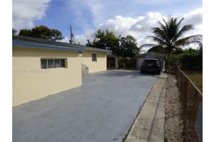 18813 Nw 32nd Ave Miami Gardens, FL 33056 - MLS#A11975603