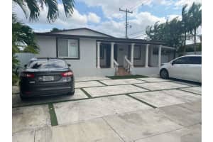 4365 W 1st Ave Hialeah, FL 33012 - MLS#A11975648
