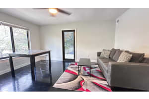 320 Sw 29th Rd 2 Miami, FL 33129 - MLS#A11975666