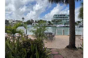 8420 Byron Ave APT 5, Miami Beach, FL 33141, - MLS#A11975730