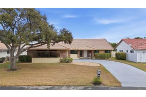 5250 King Arthur Ave Davie, FL 33331 - MLS#A11975735