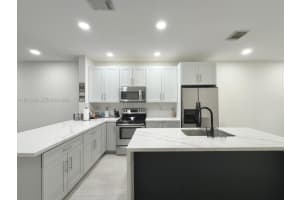 11269 SW 231st Ln, Miami, FL 33170, - MLS#A11975738