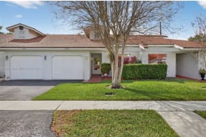 6708 N Pine Island Rd, Tamarac