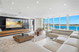 450 Alton Rd 901-902 Miami Beach, FL 33139 - MLS#A11975762