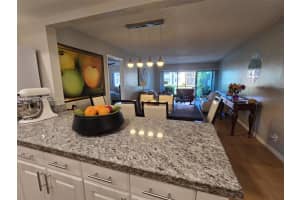 140 Lakeview Dr 111 Weston, FL 33326 - MLS#A11975763