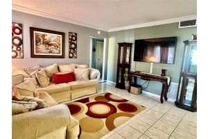 434 Pine Glen Ln A-1 Green Acres, FL 33463 - MLS#A11975806