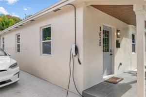 1628 Nw 5th Ave Fort Lauderdale, FL 33311 - MLS#A11975815