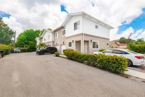 813 NW 3rd Ave #813, Fort Lauderdale, FL 33311, - MLS#A11975816