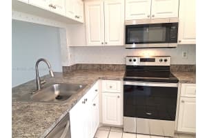 2635 Nw 104th Ave 310 Sunrise, FL 33322 - MLS#A11975829