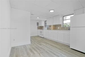 3041 Nw 15th St 3041 Miami, FL 33125 - MLS#A11975850