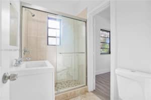 3041 Nw 15th St 3041 Miami, FL 33125 - MLS#A11975850