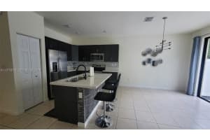 10219 W 32nd Ln Hialeah, FL 33018 - MLS#A11975876