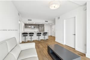 13800 Highland Dr 202 North Miami Beach, FL 33181 - MLS#A11975952