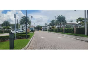11476 Nw 77th Ln Doral, FL 33178 - MLS#A11975961