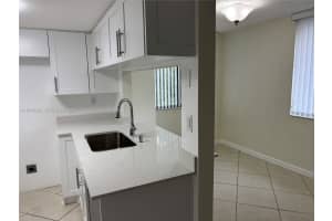 8305 152 AV , Miami, FL 33193 - MLS#A11976020