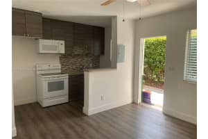 479 SW 3rd St #4, Miami, FL 33130, - MLS#A11976032