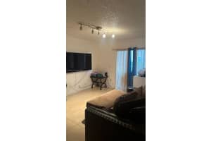 15640 Sw 106th Ln 903, Miami