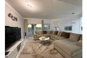 10902 Nw 83rd St 222 Doral, FL 33178 - MLS#A11976103