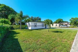 2410 Nw 159th Ter Miami Gardens, FL 33054 - MLS#A11976105