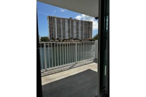 4000 Ne 170th St 206 North Miami Beach, FL 33160 - MLS#A11976107