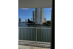 4000 Ne 170th St 206 North Miami Beach, FL 33160 - MLS#A11976107