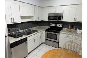 400 Kings Point Dr APT 1026, Sunny Isles Beach, FL 33160, - MLS#A11976141