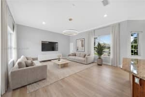 14040 Sw 83rd Ct Palmetto Bay, FL 33158 - MLS#A11976147