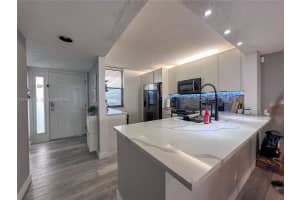 2766 S Carambola Cir S 404 Coconut Creek, FL 33066 - MLS#A11976154