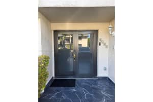 8408 Nw 8th St 8408 Miami, FL 33126 - MLS#A11976156