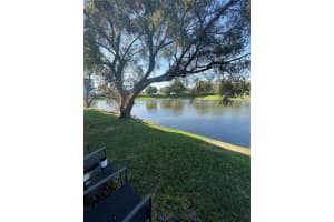 5533 Courtyard Dr 5533 Margate, FL 33063 - MLS#A11976172