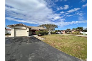 6605 NW 76th St, Tamarac, FL 33321, - MLS#A11976195