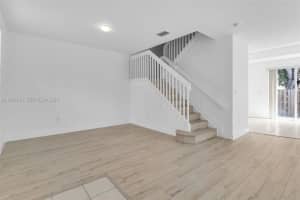 925 Sw 152nd Ct Miami, FL 33194 - MLS#A11976213