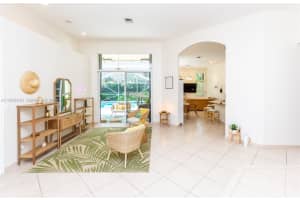 3967 Nighthawk Dr Weston, FL 33331 - MLS#A11976215