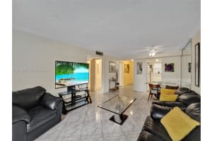 201 178th Dr APT 439, Sunny Isles Beach, FL 33160, - MLS#A11976240