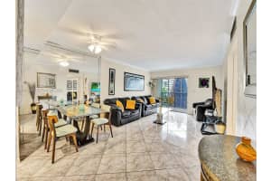 201 178th Dr APT 439, Sunny Isles Beach, FL 33160, - MLS#A11976240