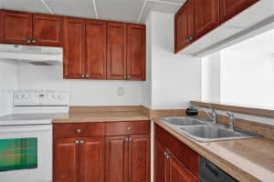 7601 E Treasure Dr 2205 North Bay Village, FL 33141 - MLS#A11976248