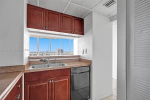 7601 E Treasure Dr 2205 North Bay Village, FL 33141 - MLS#A11976248