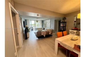 2711 Ocean Club Blvd 202 Dania Beach, FL 33019 - MLS#A11976293