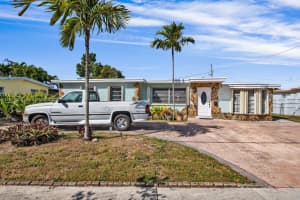 4820 Sw 112th Ave Miami, FL 33165 - MLS#A11976294