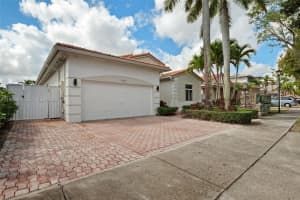 15962 Sw 62nd St Miami, FL 33193 - MLS#A11976307